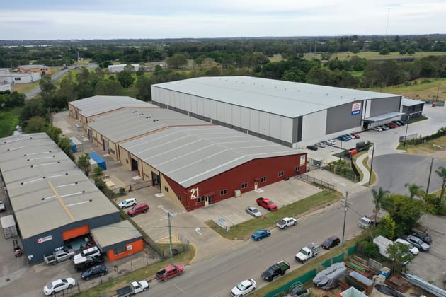 Click to view all images 21 Belconnen Crescent Brendale QLD 4500 - Image 1