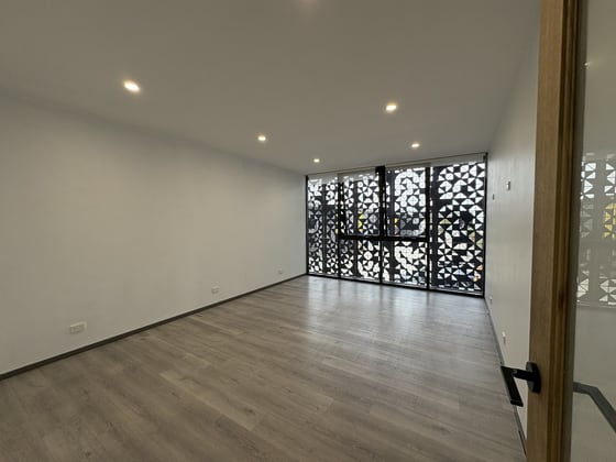 9/6-8 Geo Hawkins Crescent Corbould Park QLD 4551 - Image 5