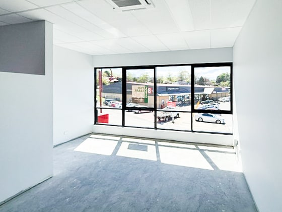 1&2/13 Hamp Lane Drouin VIC 3818 - Image 5