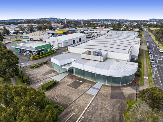 Building 3/126-134 Anzac Avenue Harristown QLD 4350 - Image 1