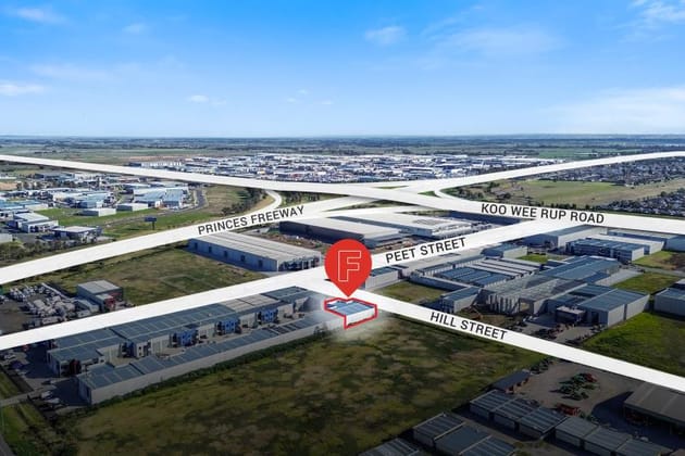 Click to view all images 23 Hill Street Pakenham VIC 3810 - Image 3