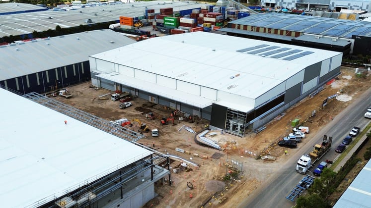 Click to view all images 28 Yarrunga Street Prestons NSW 2170 - Image 3