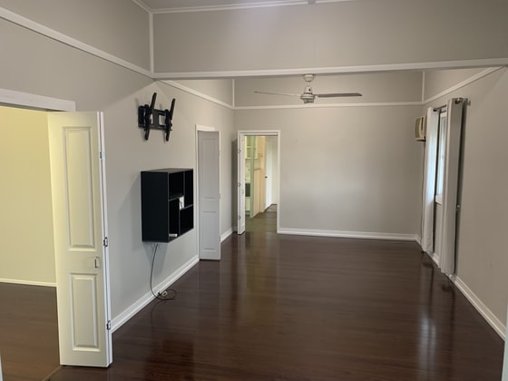 7 Palm Avenue Parramatta Park QLD 4870 - Image 2