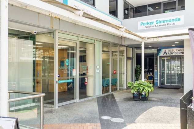 9 & 10/15 Victoria Avenue Broadbeach QLD 4218 - Image 2