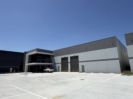 9 & 12 Robayne Court & Units 1 and 2/526 Edgars Road Epping VIC 3076 - Image 1