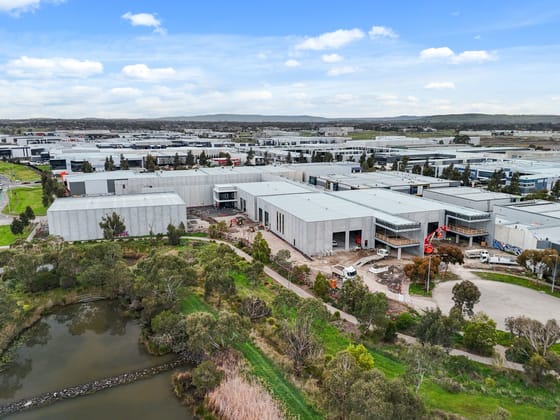 9 & 12 Robayne Court & Units 1 and 2/526 Edgars Road Epping VIC 3076 - Image 4