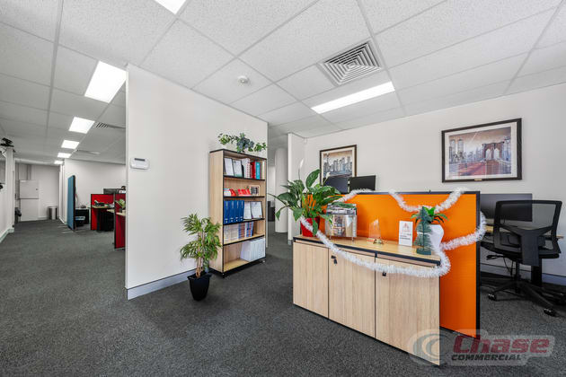 12/8 Navigator Place Hendra QLD 4011 - Image 2