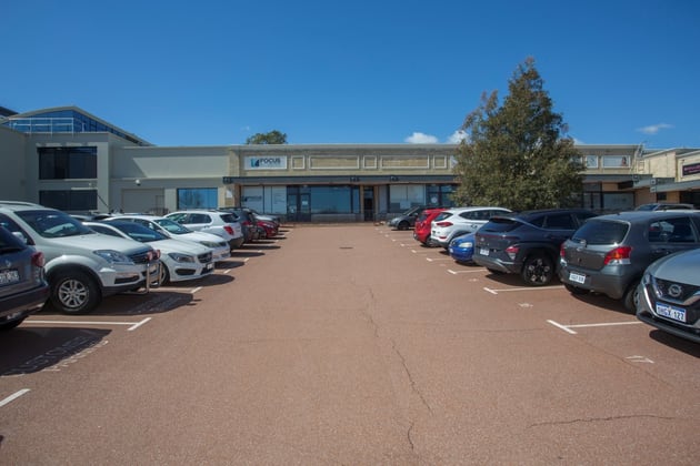 8/140 Grand Boulevard Joondalup WA 6027 - Image 2