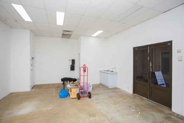 8/140 Grand Boulevard Joondalup WA 6027 - Image 3