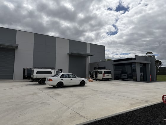 Click to view all images 51 Volk Road Cranbourne West VIC 3977 - Image 2