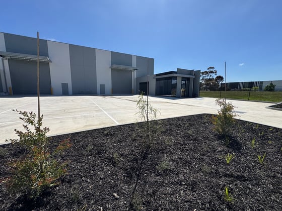 Click to view all images 51 Volk Road Cranbourne West VIC 3977 - Image 4