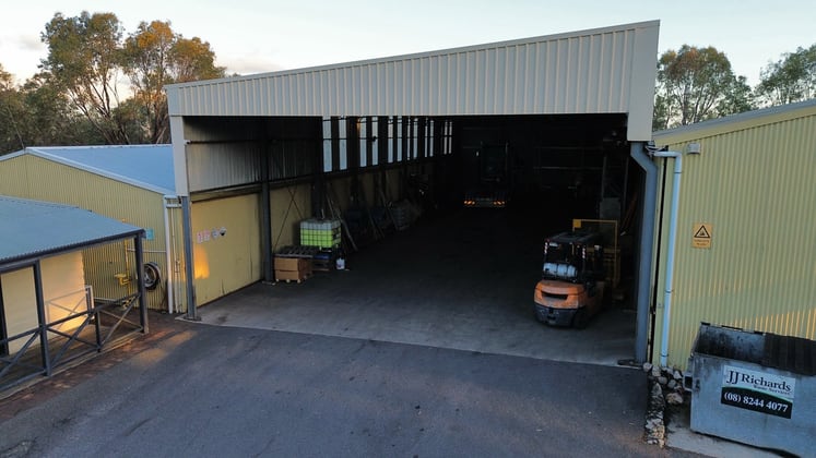 Click to view all images 11 Wildlife Road Nuriootpa SA 5355 - Image 5