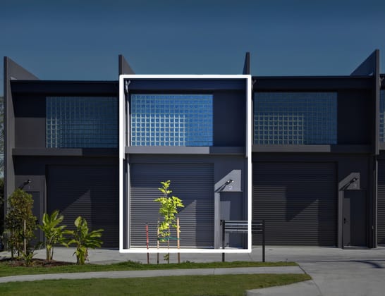2/5 Anne Street Southport QLD 4215 - Image 2