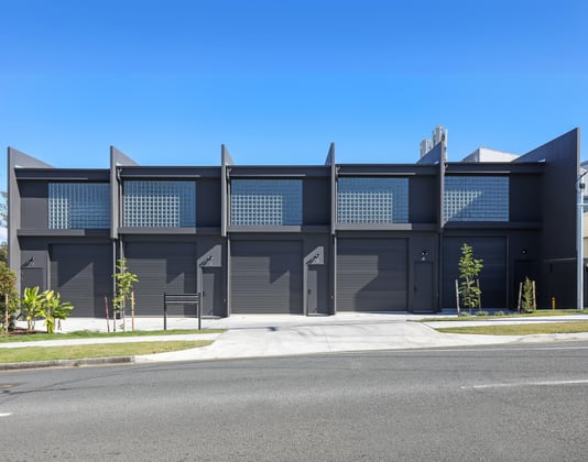 2/5 Anne Street Southport QLD 4215 - Image 3
