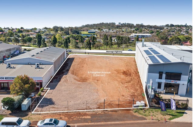 11 Freighter Avenue Wilsonton QLD 4350 - Image 3