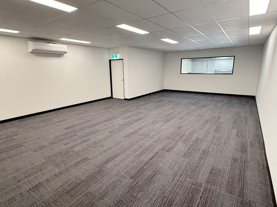 Unit 8 35 Adler Circuit Yarrabilba QLD 4207 - Image 4