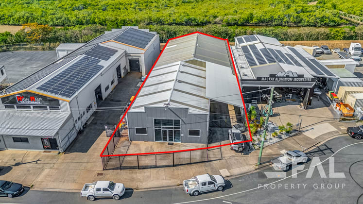 18 McCulloch Street North Mackay QLD 4740 - Image 1