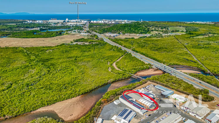 18 McCulloch Street North Mackay QLD 4740 - Image 4