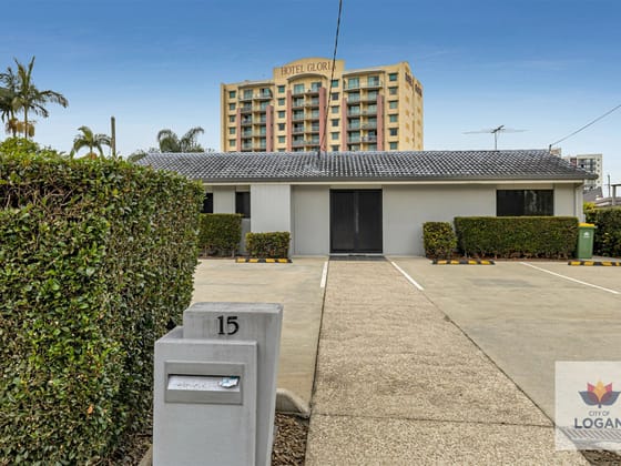 15 Vanessa Boulevard Springwood QLD 4127 - Image 1