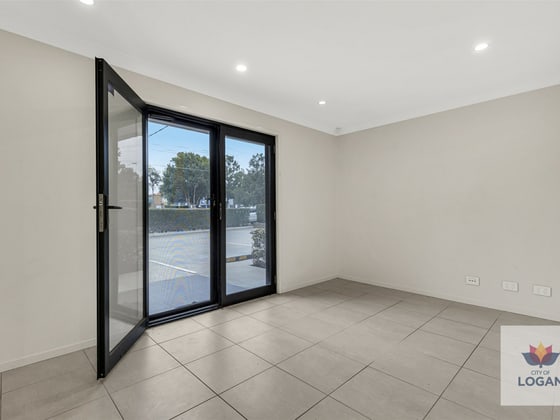 15 Vanessa Boulevard Springwood QLD 4127 - Image 2