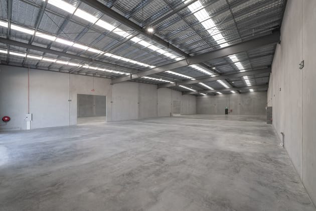 Click to view all images 99 Hub Crescent Heathwood QLD 4110 - Image 3