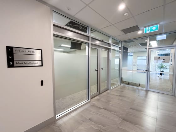 Suite 2/301/4 Maud Street Maroochydore QLD 4558 - Image 3