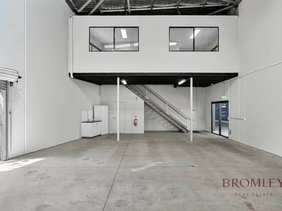 2/9-19 Allgas Street Slacks Creek QLD 4127 - Image 2