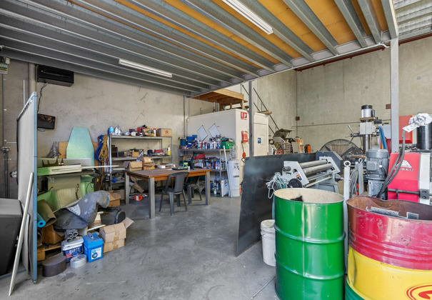 12/15 Corporate Place Hillcrest QLD 4118 - Image 2