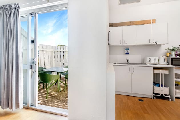 Click to view all images 2/5 Hasking Street Caboolture QLD 4510 - Image 5