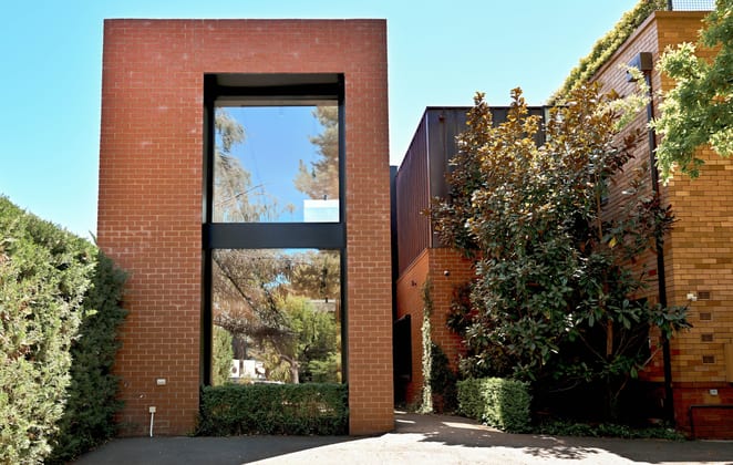 Click to view all images 27 Manuka Circle Forrest ACT 2603 - Image 1