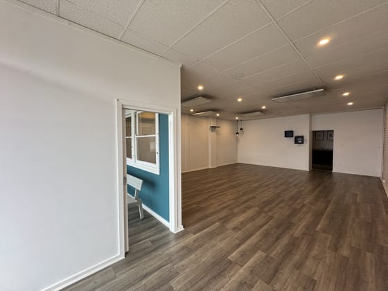 Click to view all images Shop 6, 1031 Burwood Highway Ferntree Gully VIC 3156 - Image 4