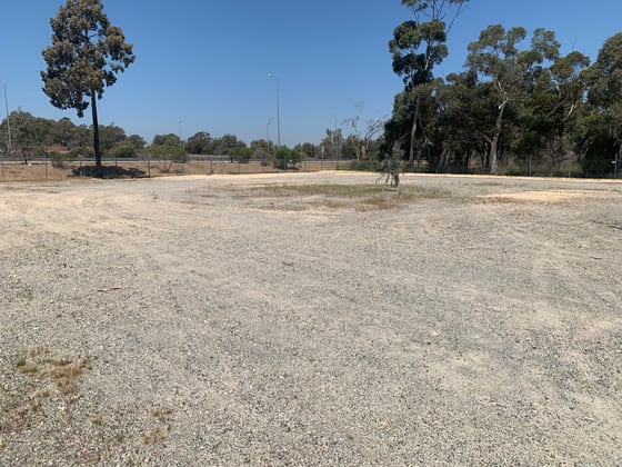 11 Hillary Place Forrestfield WA 6058 - Image 4