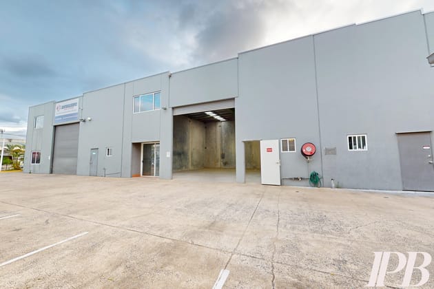 Click to view all images 2/45 Nealdon Drive Meadowbrook QLD 4131 - Image 1