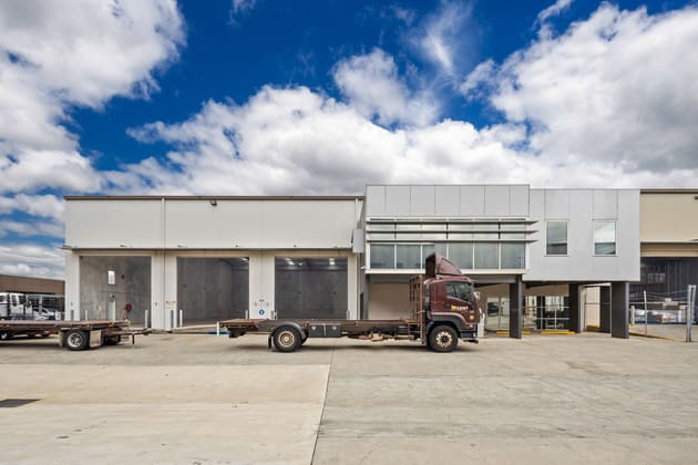 Click to view all images 38 Westgate Street Wacol QLD 4076 - Image 2