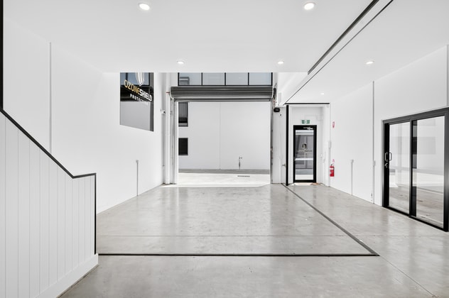 Click to view all images 3/25 Alex Fisher Drive Burleigh Heads QLD 4220 - Image 3