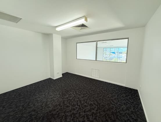 2/1 Waterway Drive Coomera QLD 4209 - Image 5