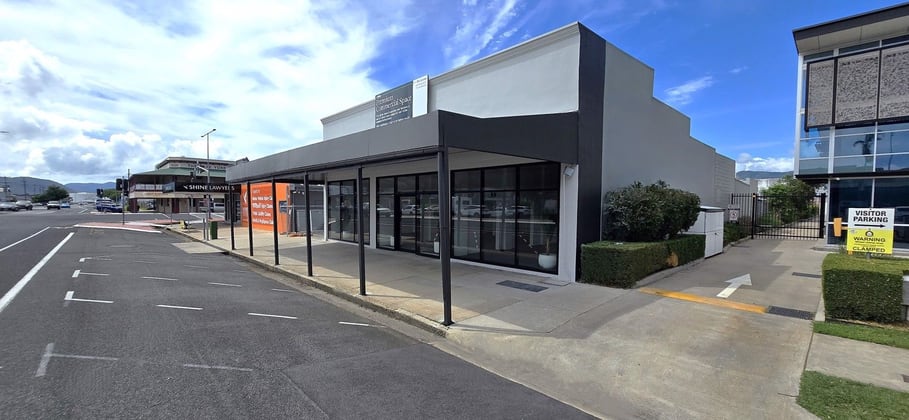 Click to view all images 149-153 Bunda Street Parramatta Park QLD 4870 - Image 1