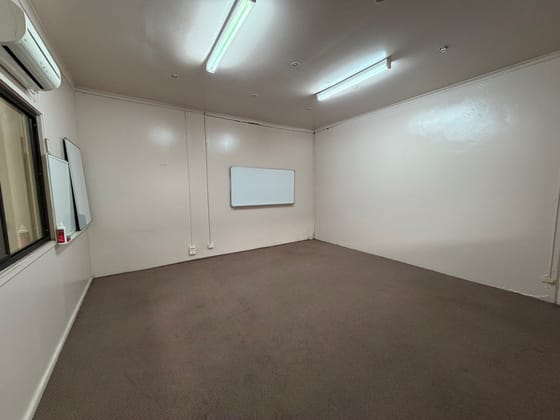 2/1 Quist Court Dandenong VIC 3175 - Image 5