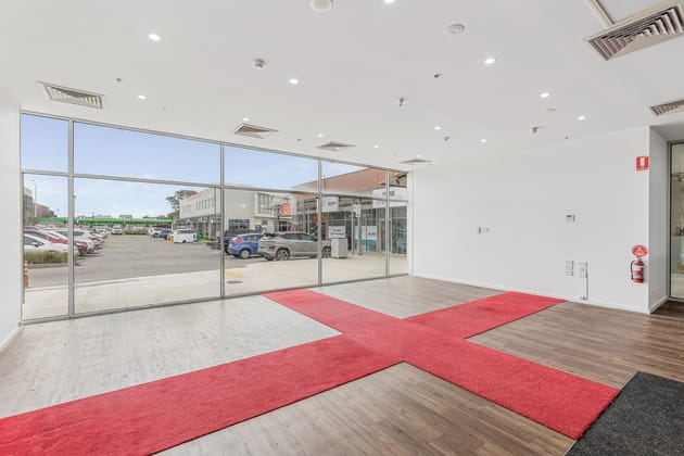 Click to view all images 126 Evans Street Sunbury VIC 3429 - Image 4