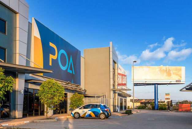 Click to view all images 3/719-725 Woolcock Street Garbutt QLD 4814 - Image 2