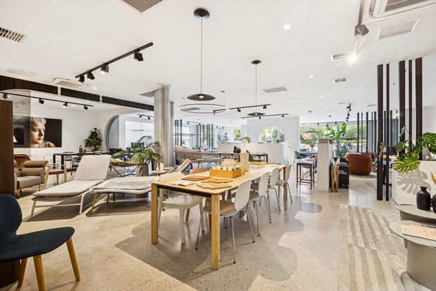 Click to view all images 245 Stirling Highway Claremont WA 6010 - Image 4