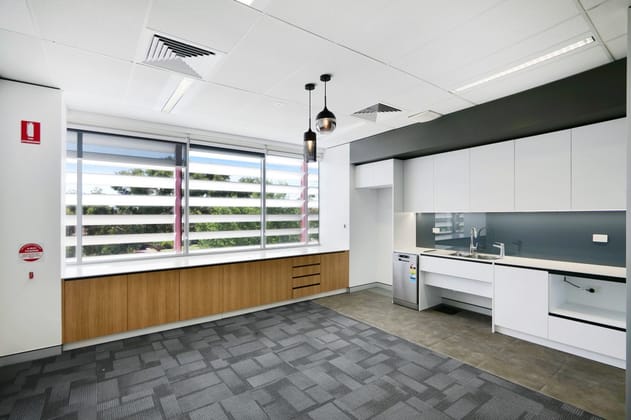 F3/31 Cedric Street Stirling WA 6021 - Image 4