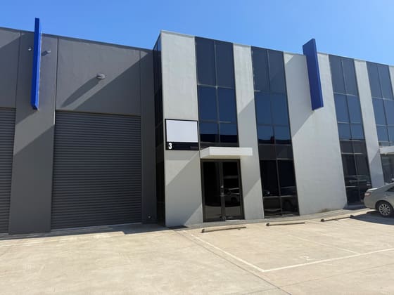 Click to view all images Unit 3/125 Rooks Road Nunawading VIC 3131 - Image 1