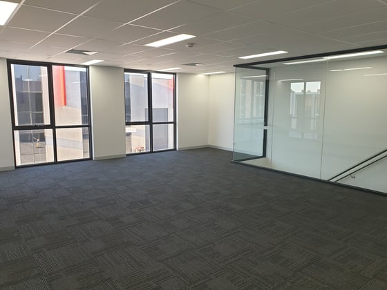 Click to view all images Unit 3/125 Rooks Road Nunawading VIC 3131 - Image 5