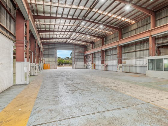 Click to view all images 862 Cockburn Rd Henderson WA 6166 - Image 5