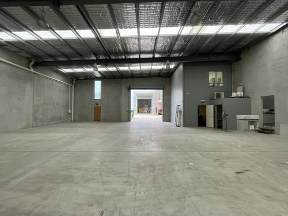 Click to view all images 2&3/12-16 Robart Court Narangba QLD 4504 - Image 3