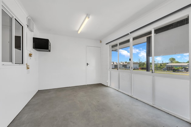2 Dennis Little Drive Glanmire QLD 4570 - Image 3