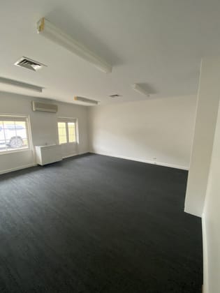 Suite 3/12 Adelaide Road Gawler South SA 5118 - Image 4