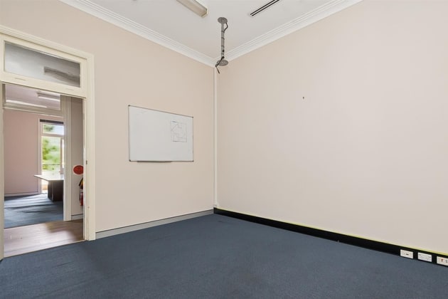 Click to view all images 84A Beaufort St Perth WA 6000 - Image 4