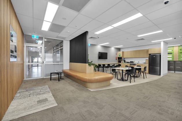 301/4 Maud Street Maroochydore QLD 4558 - Image 2